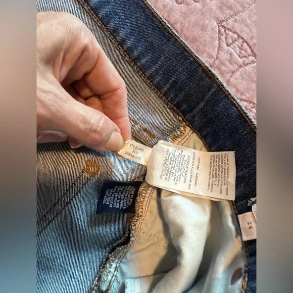 Madewell High Rise Blue Jeans - Picture 9 of 16